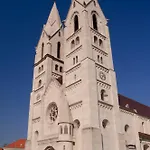 Ruhiger Familientraum Fuers Wochenende Oder Laengerfristigen Aufenthalt Appartement *