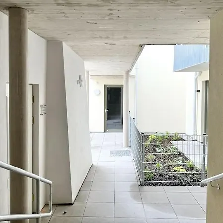 Ruhiger Familientraum Fuers Wochenende Oder Laengerfristigen Aufenthalt *