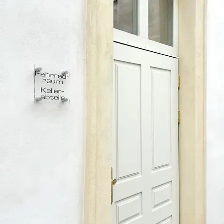 Appartement Dachgeschoss Maisonette Im Altbau Wiener Neustadt