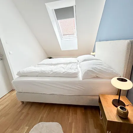 Ruhiger Familientraum Fuers Wochenende Oder Laengerfristigen Aufenthalt Appartement
